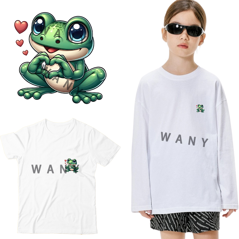 A Cute Cartoon Frog Iron on Tr - Iron On Patch 评论和价格