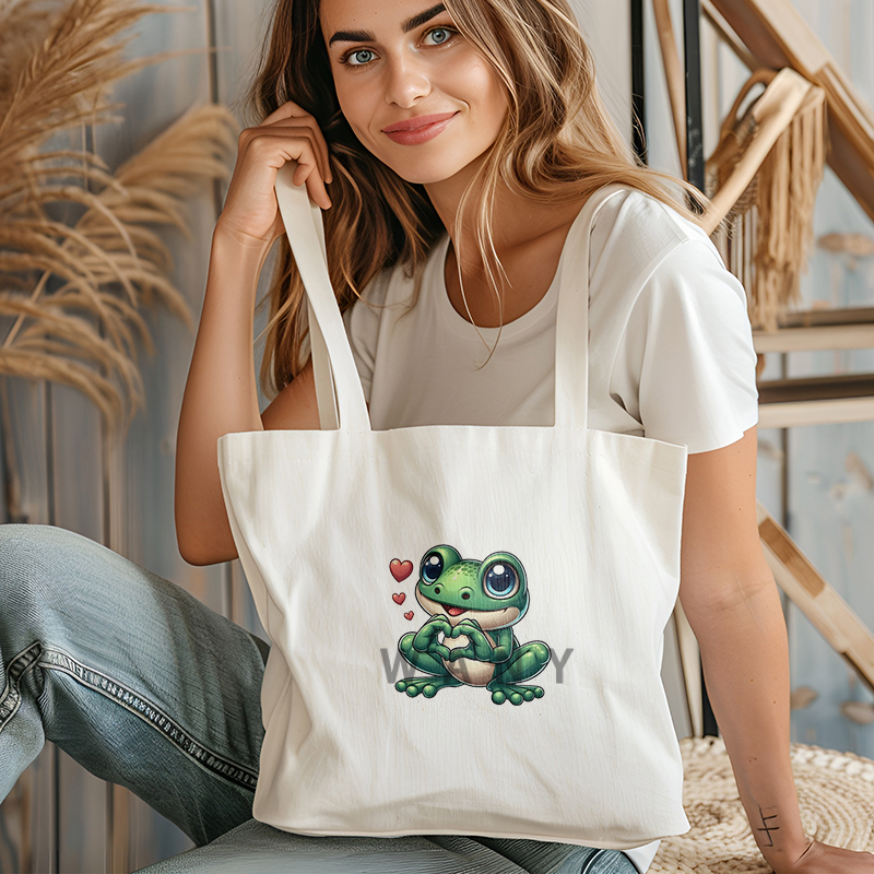 A Cute Cartoon Frog Iron on Tr - Iron On Patch 评论和价格